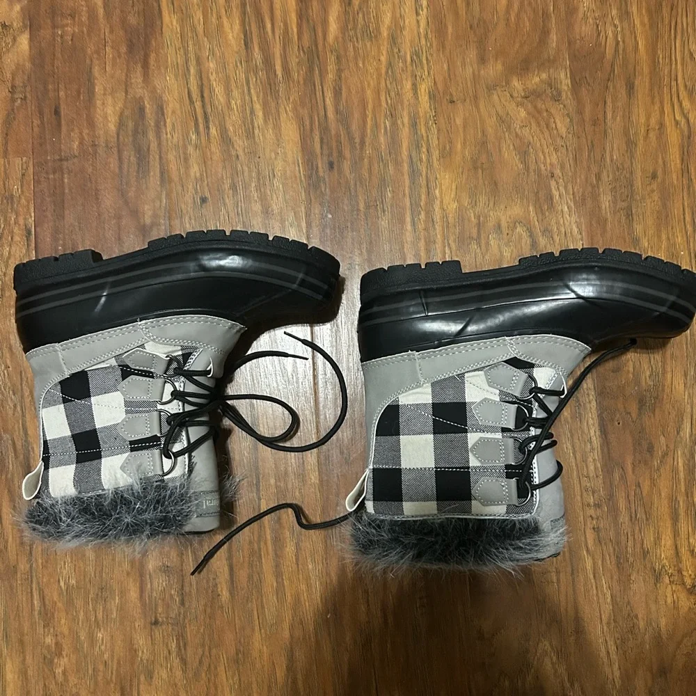 natural reflections insulated snow boots - Picture 7 of 7